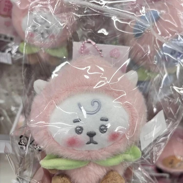 พวงกุญแจตุ๊กตาผ้ากำมะหยี่พีช B - Phone Accessories Charms บทวิจารณ์และราคา